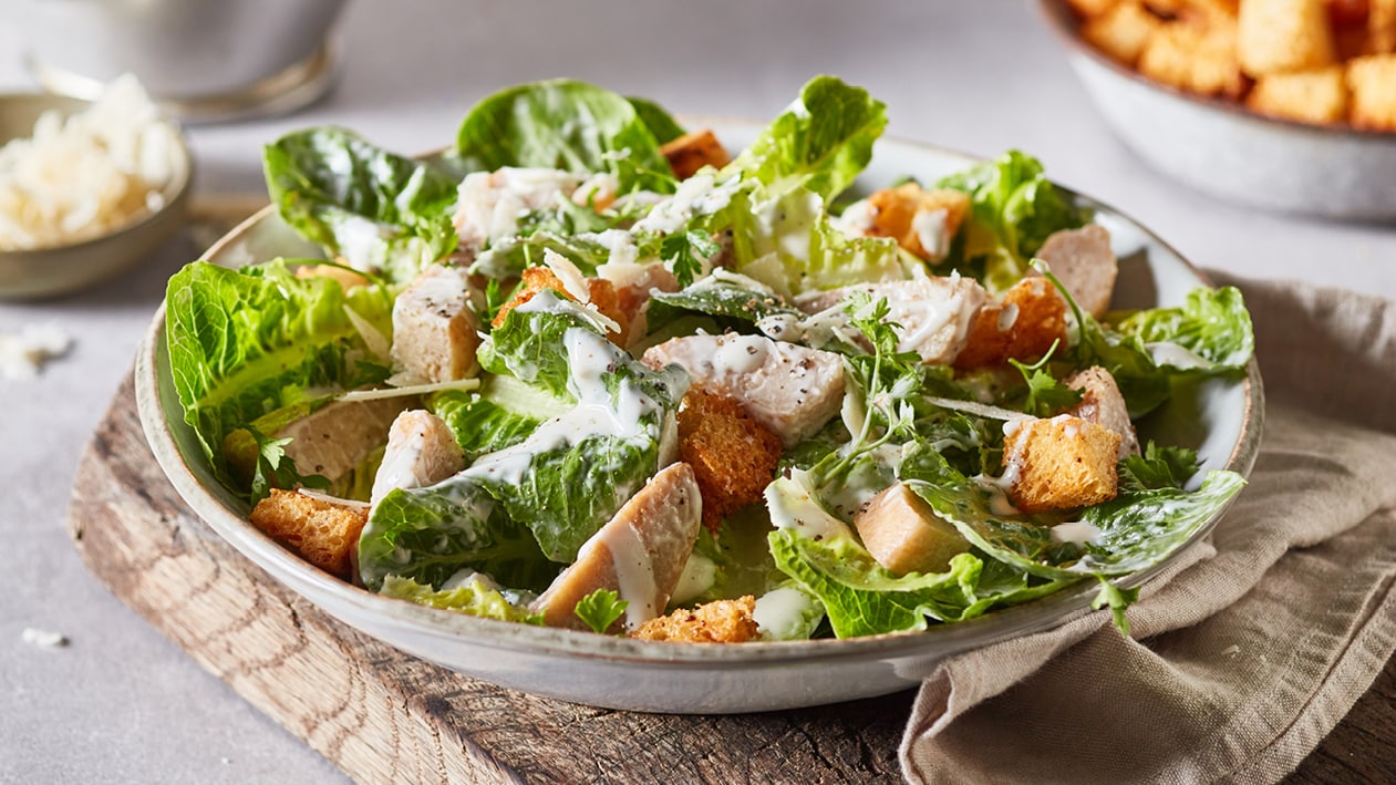Vegan Chickeriki Fillet Slices Ceasar Salad