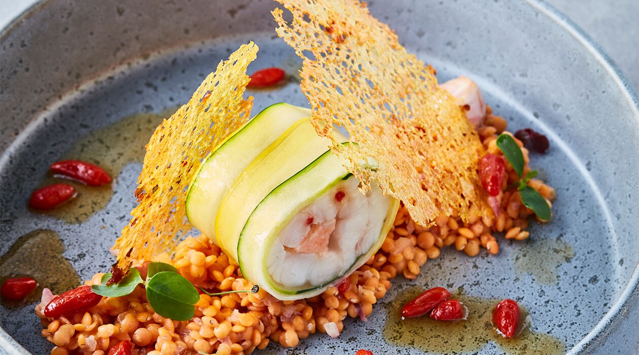 Schonend gegarte Seezunge mit Gojibeeren und Linsenrisotto Schonend gegarte Seezunge mit Gojibeeren und Linsenrisotto