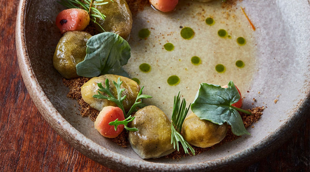 Tortellini au charbon végétal et au safran –  