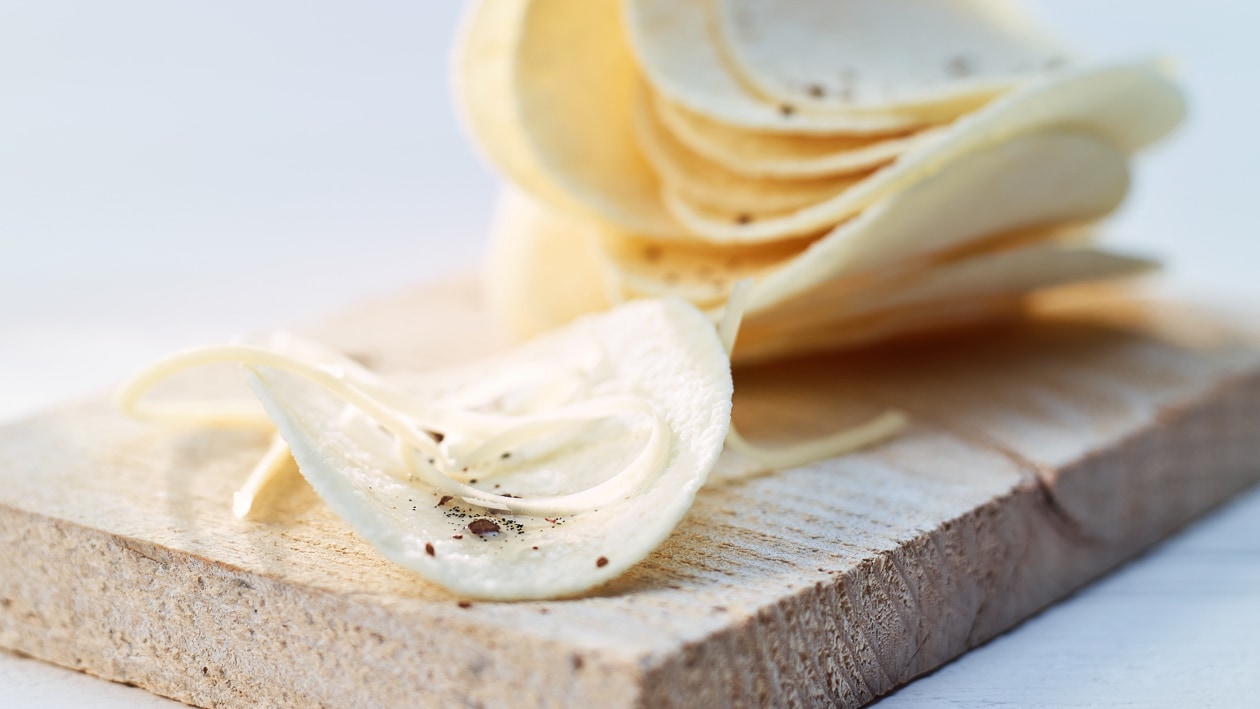 Chips mit Brie und Vanille-Öl Chips mit Brie und Vanille-Öl