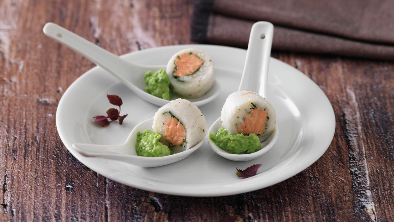 Pochierte Zander-Rolle mit Kartoffelstock und Kaiser-Gemüse (Fingerfood)