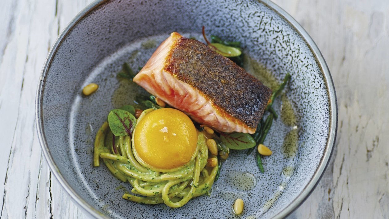 Lachs-Pesto Spaghetti Lachs-Pesto Spaghetti