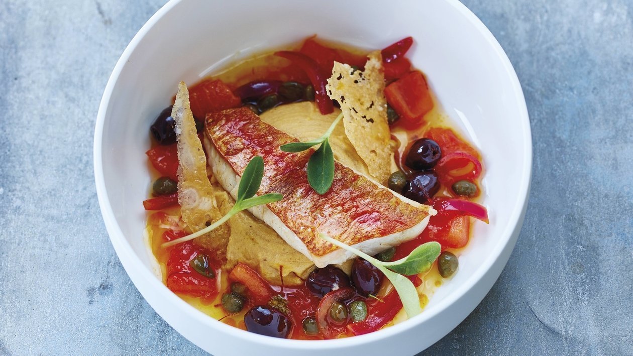 Filet de rouget barbet à la crème de chorizo –  