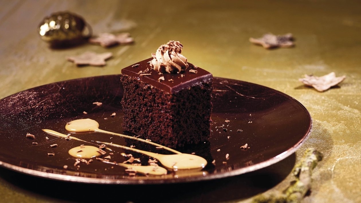 Gäste verzaubern mit dem Black Magic Cake Gäste verzaubern mit dem Black Magic Cake