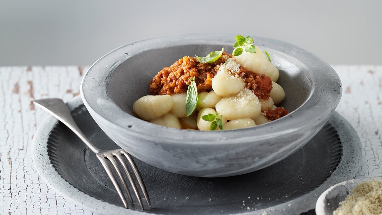 Gnocchi à la bolognaise et fromage véganes Gnocchi à la bolognaise et fromage véganes