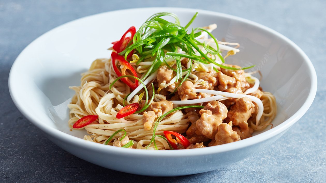Laksa mit gehacktem Pouletfleisch Laksa mit gehacktem Pouletfleisch
