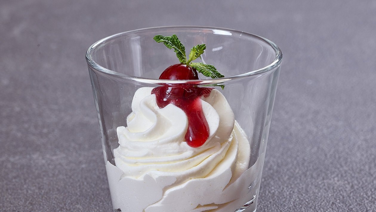 Mousse de chocolat blanc à la noix de coco Mousse de chocolat blanc à la noix de coco