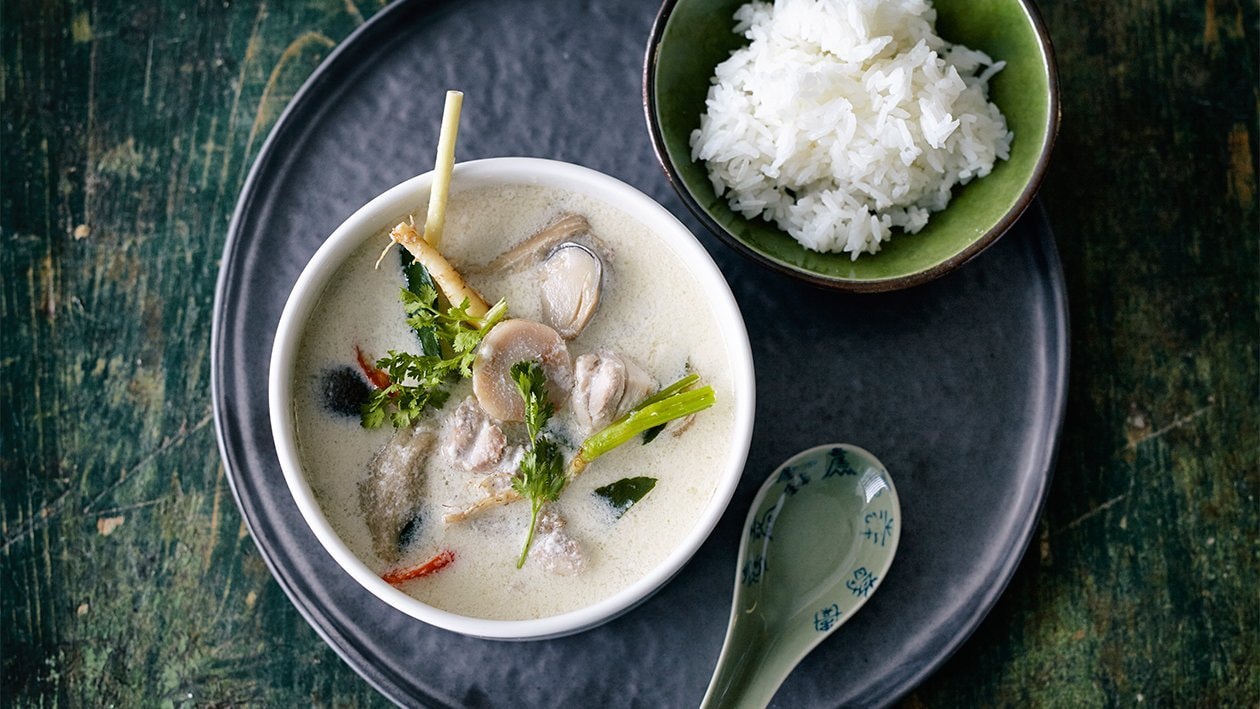 "Tom Kha Gai" - poulet thaï au lait de coco "Tom Kha Gai" - poulet thaï au lait de coco