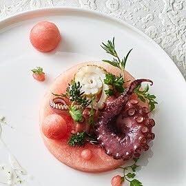 Pastèque fumée et marinée au poulpe et mayonnaise au citron vert