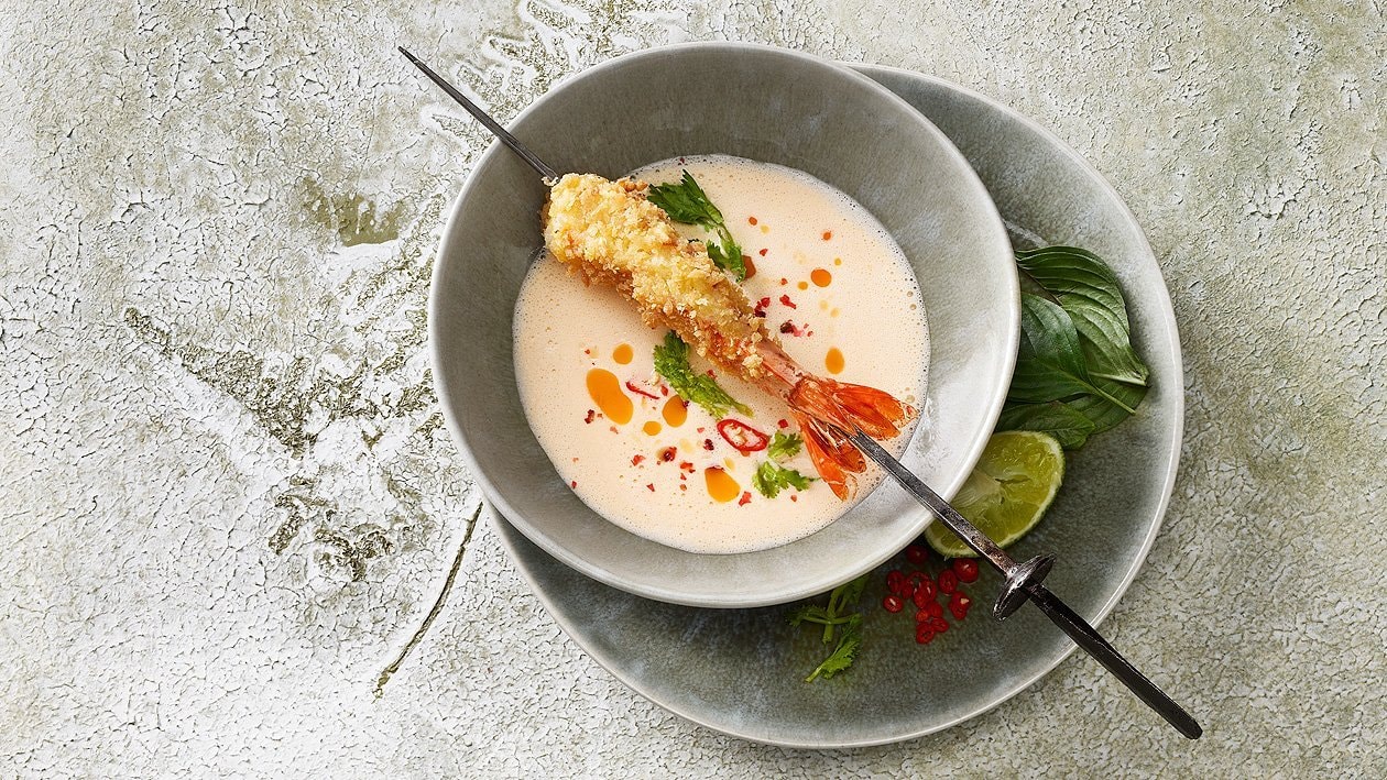 Crème de patates douces - noix de coco et brochette de crevettes Crème de patates douces - noix de coco et brochette de crevettes