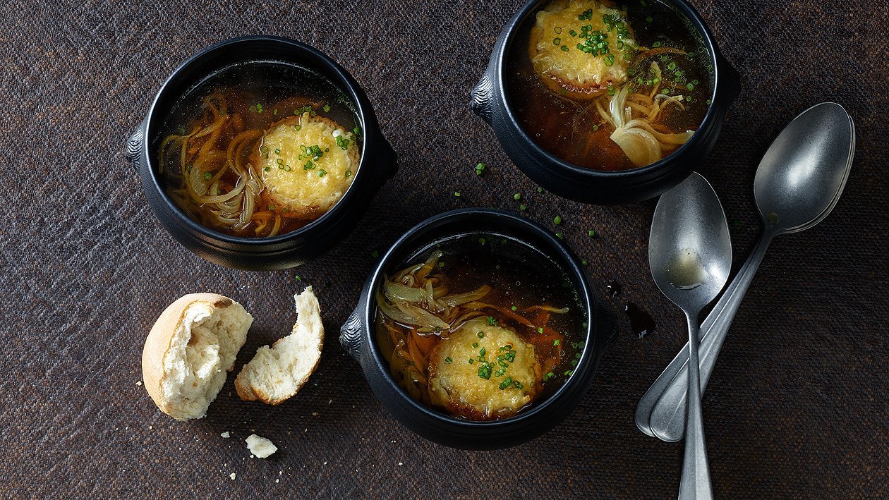 Überbackene Zwiebelsuppe