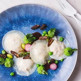 Ravioli de colraves et morilles aux petits pois