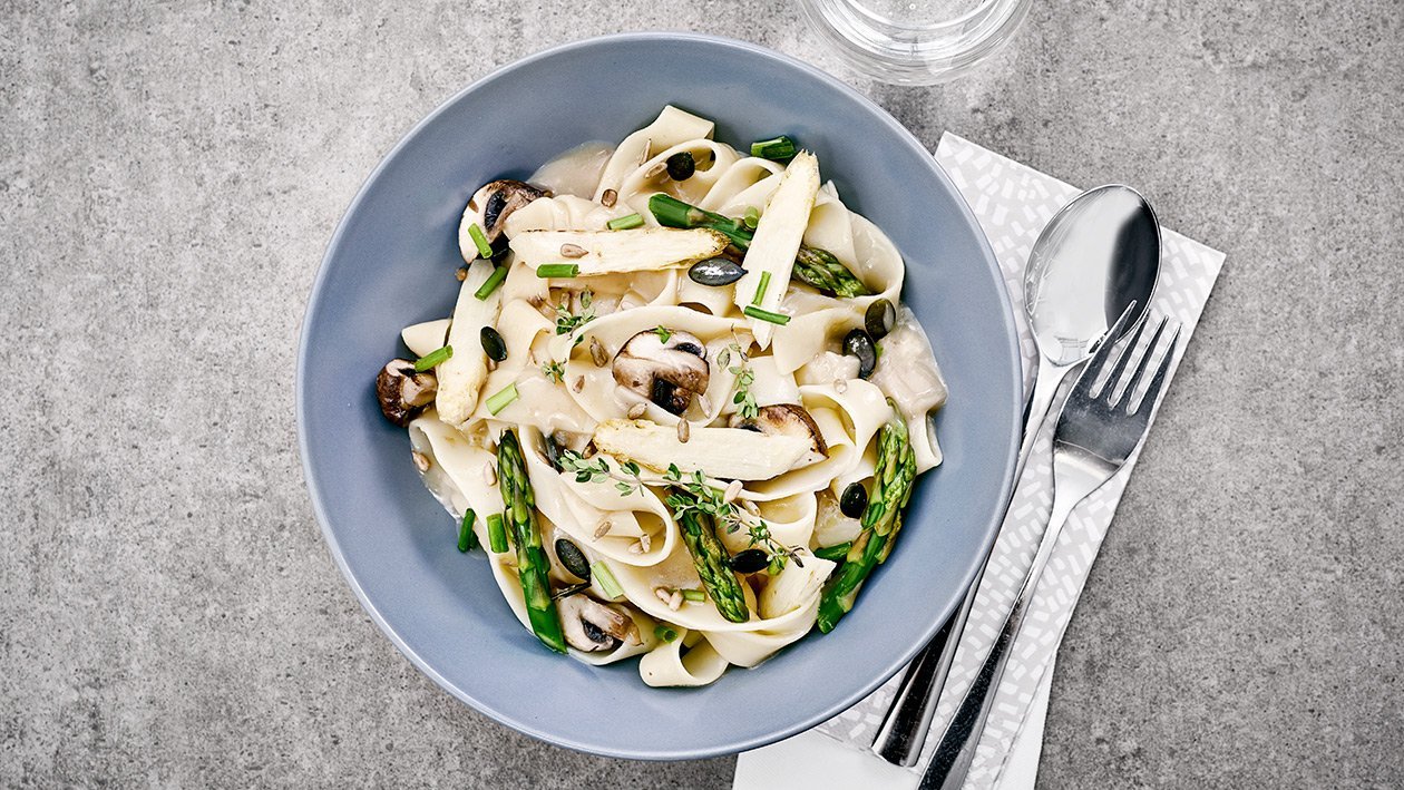 Pâtes aux asperges et champignons