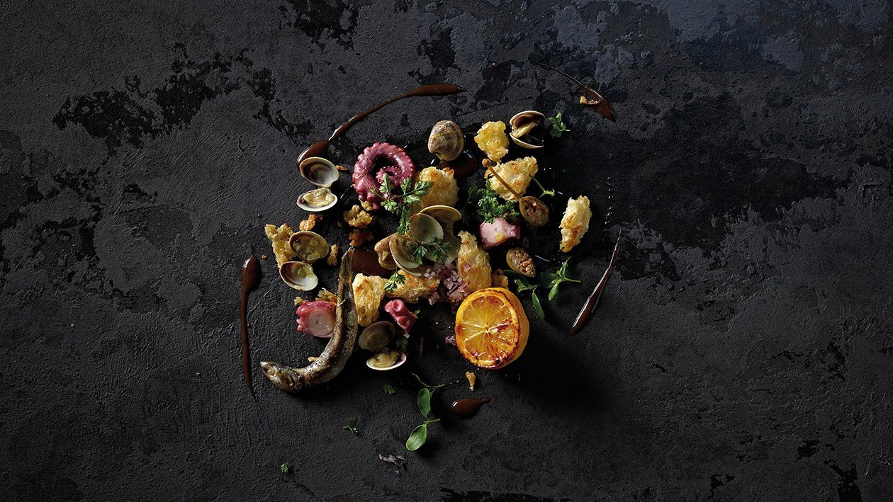 Panzanella con acciughe fritte –  