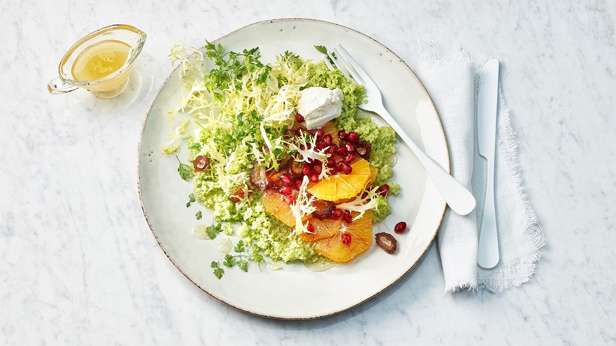 Petersilien-Couscous-Salat mit Orangen und Ricotta