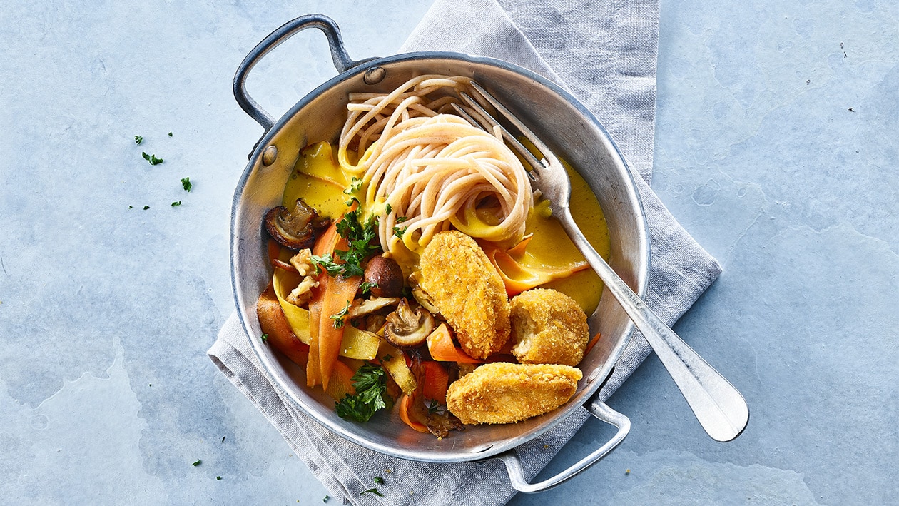 Vollkornspaghetti mit Champignons und Karottenschaum Vollkornspaghetti mit Champignons und Karottenschaum