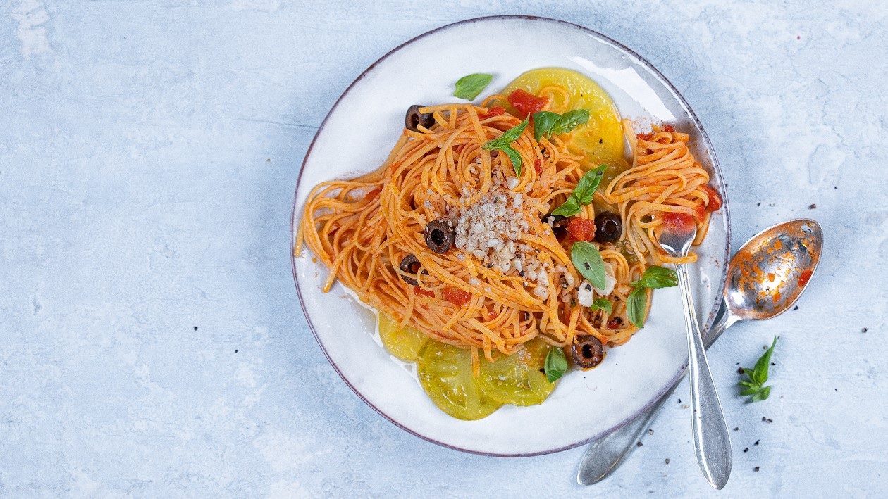 Spaghetti Napoli mit Oliven –  