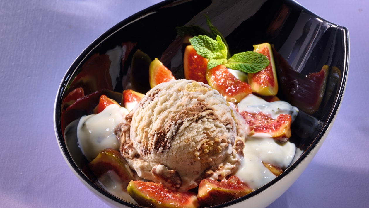 Glasierte Feigen mit Joghurtcreme Glasierte Feigen mit Joghurtcreme