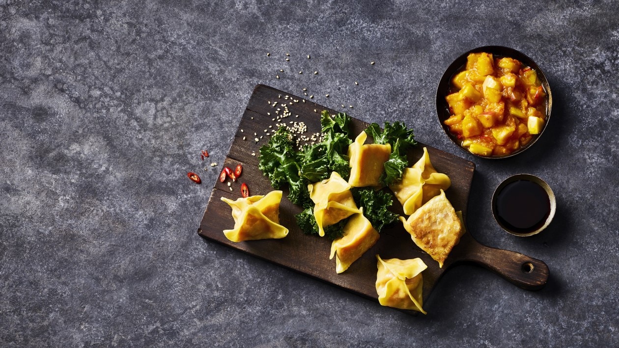 Ravioli de courge et brocoli avec du chou kale