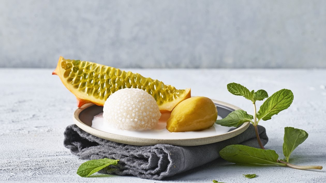 Tapioka-Perle mit Kokosmilchsauce und Mangosorbet
