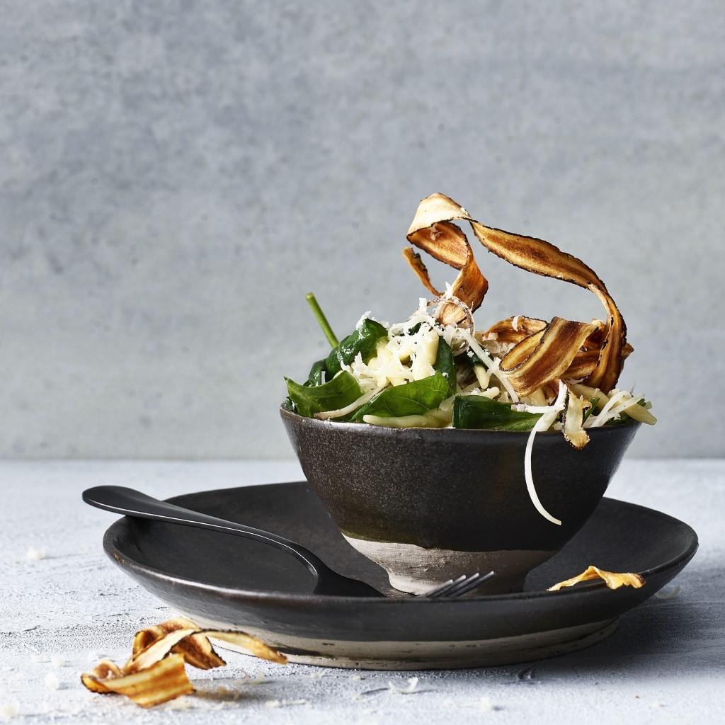 Trofie aux épinards en branche et salsifis