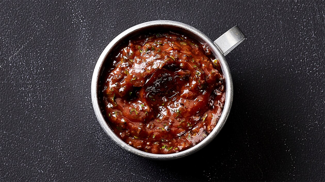Ketchup aux olives et à l'ail, végane Ketchup aux olives et à l'ail, végane
