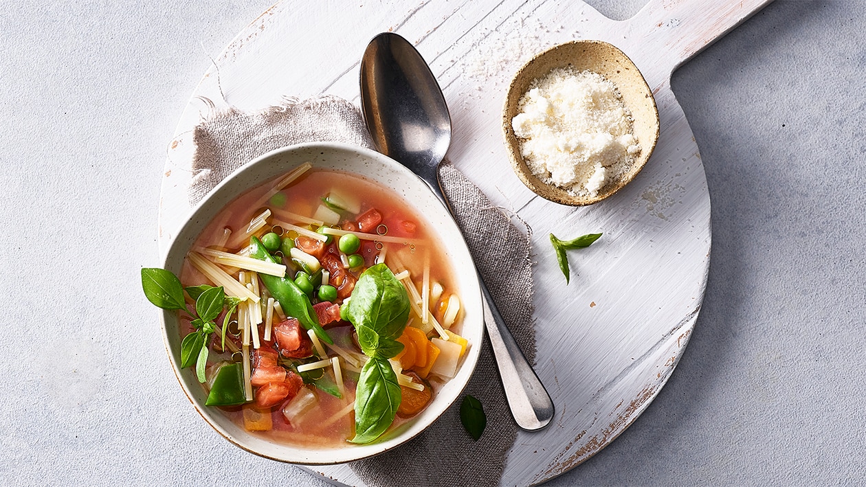 Soupe aux légumes d'hiver du Tessin