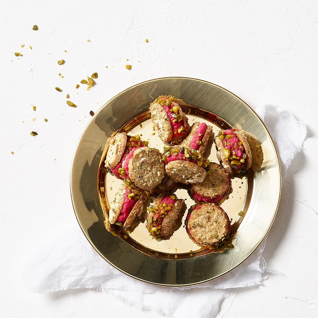 Macarons à la betterave rouge