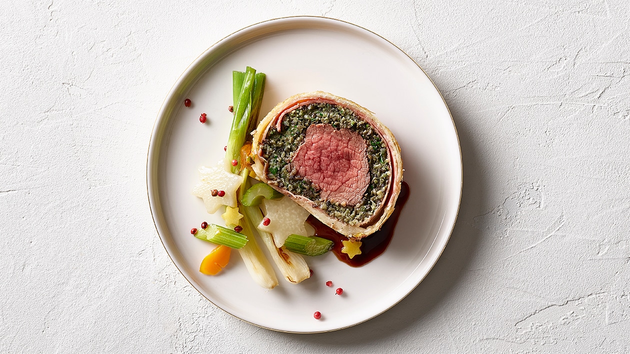 Rindsfilet Wellington mit Wintergemüse Rindsfilet Wellington mit Wintergemüse