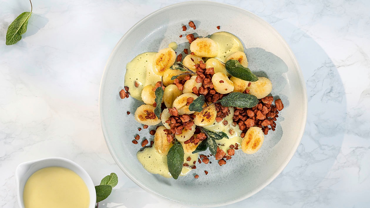 Gnocchi au no mince et délicieuse sauce à la sauge