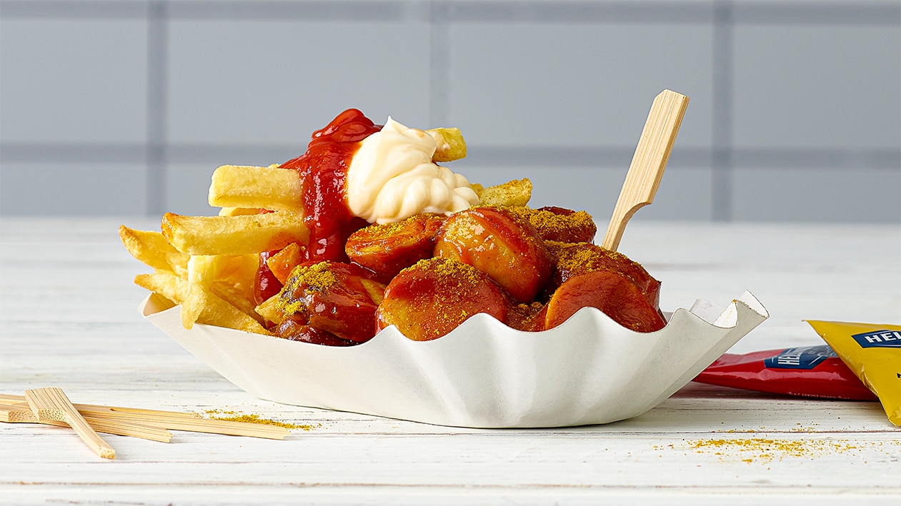 Currywurst et pommes frites