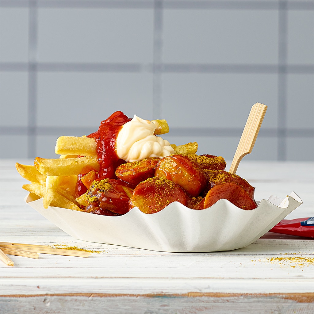 Currywurst mit Pommes Frites