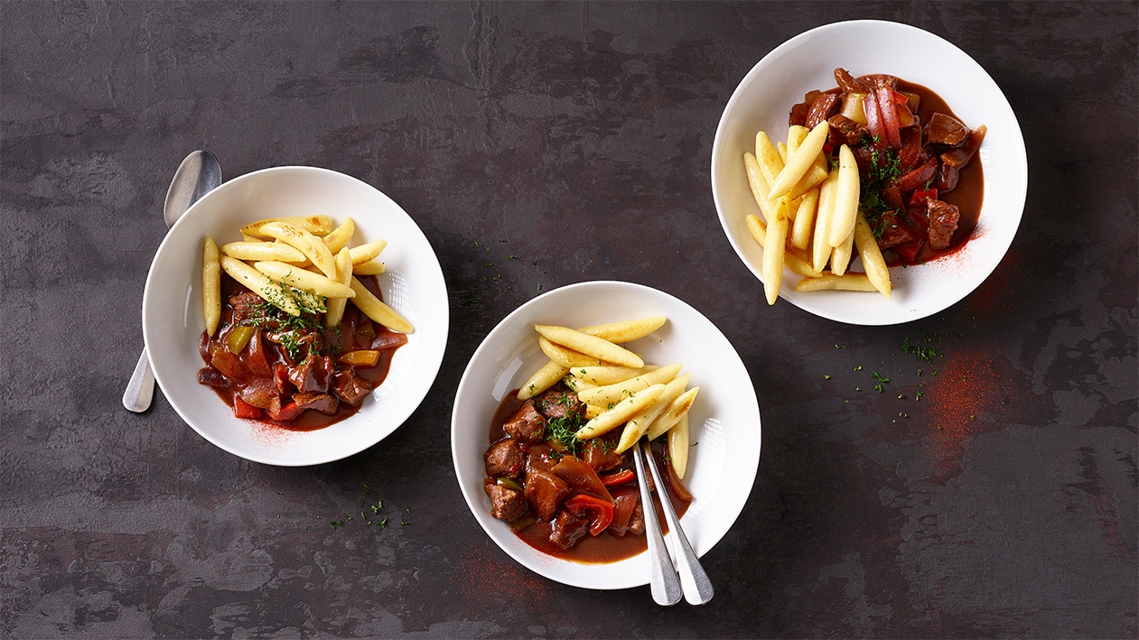 Goulache de filet de boeuf et schupfnudeln (nouilles de pommes de terre souabe) –  