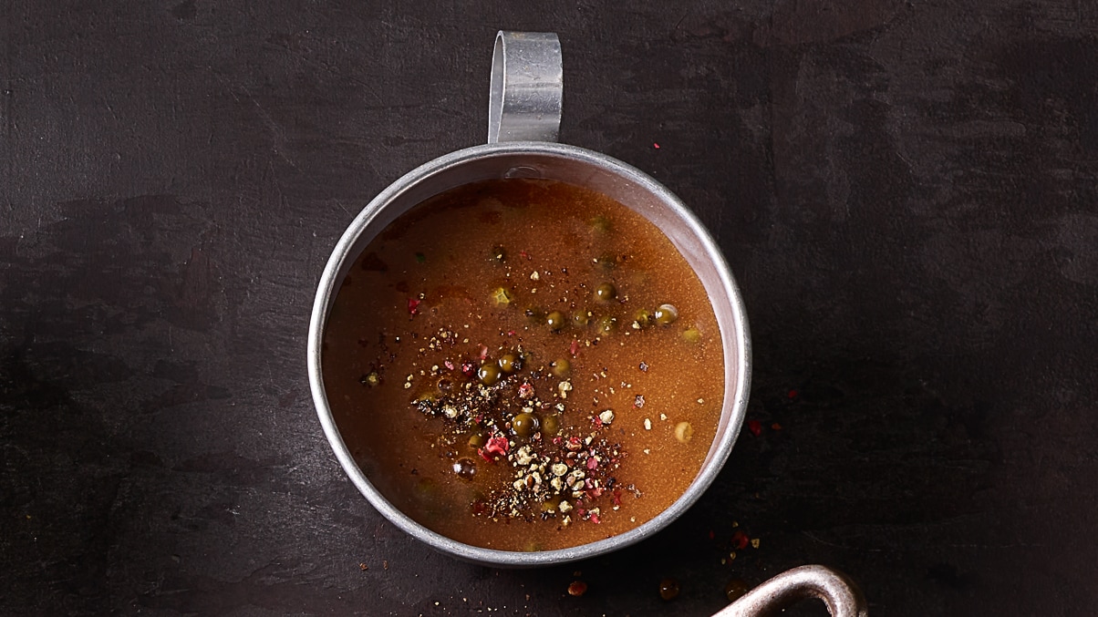Sauce au poivre –  