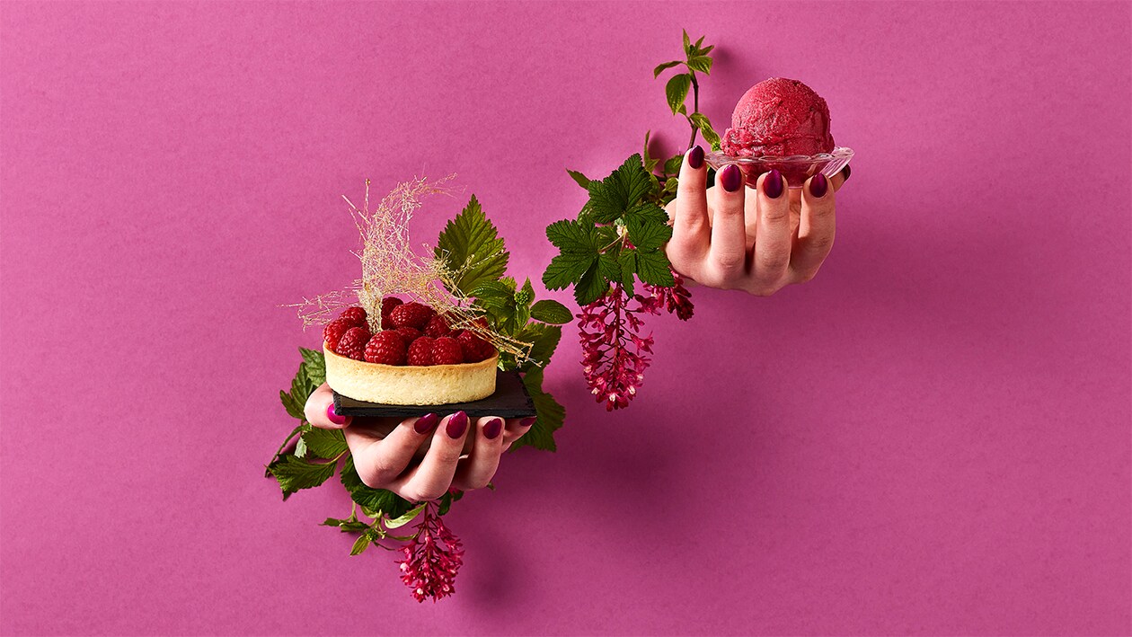 Tartelette de panna cotta aux framboises et son sorbet –  