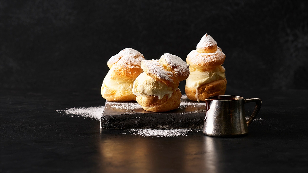 Choux à la crème vanille glacée