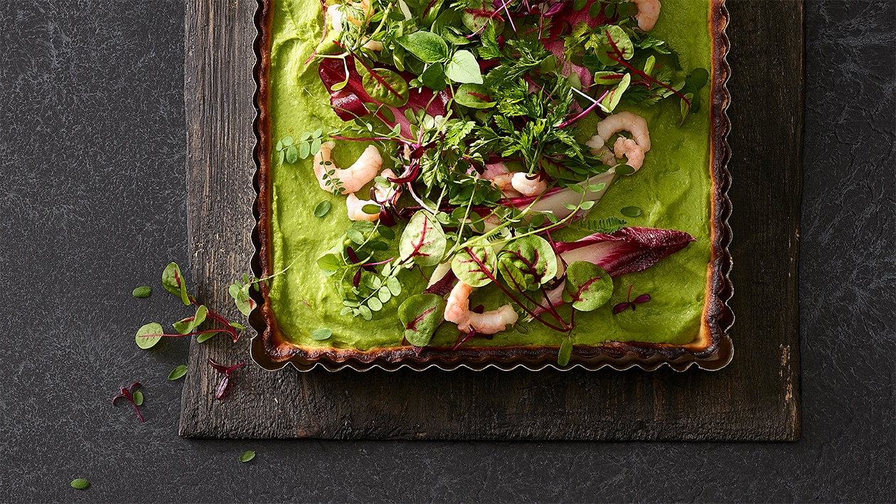 Tarte à l'avocat et petits pois aux herbes