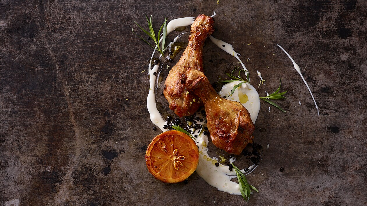 Poulet-Drumsticks mit Bier-Zitronen-Kaltsauce –  