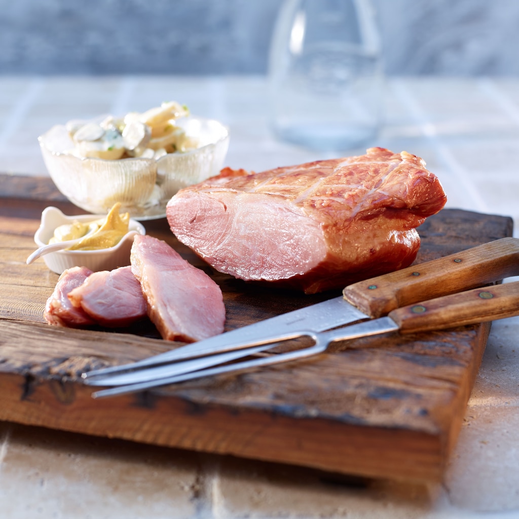 Rippli mit Kartoffel-Bohnensalat