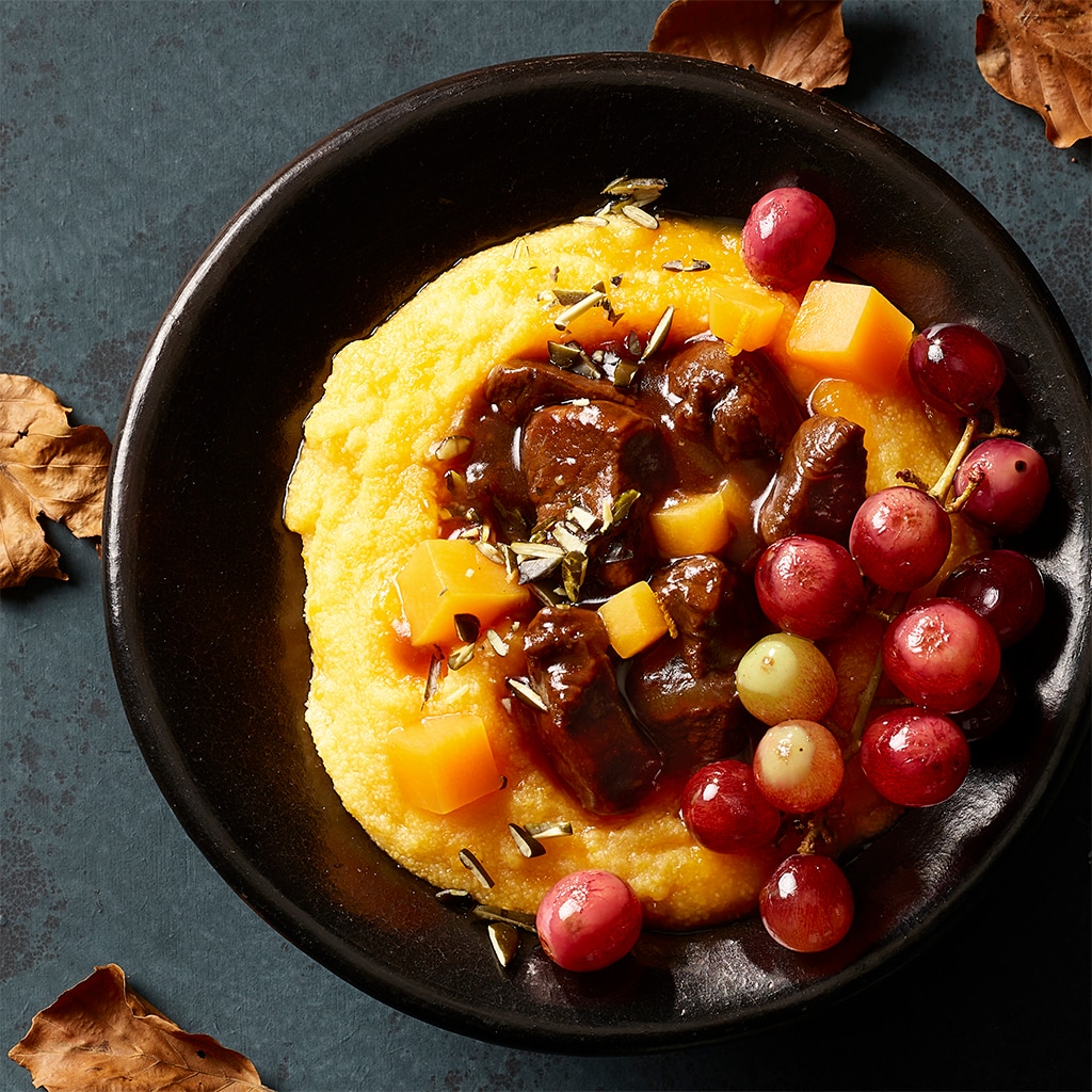 Civet de sanglier aux raisins et polenta de courge crémeuse