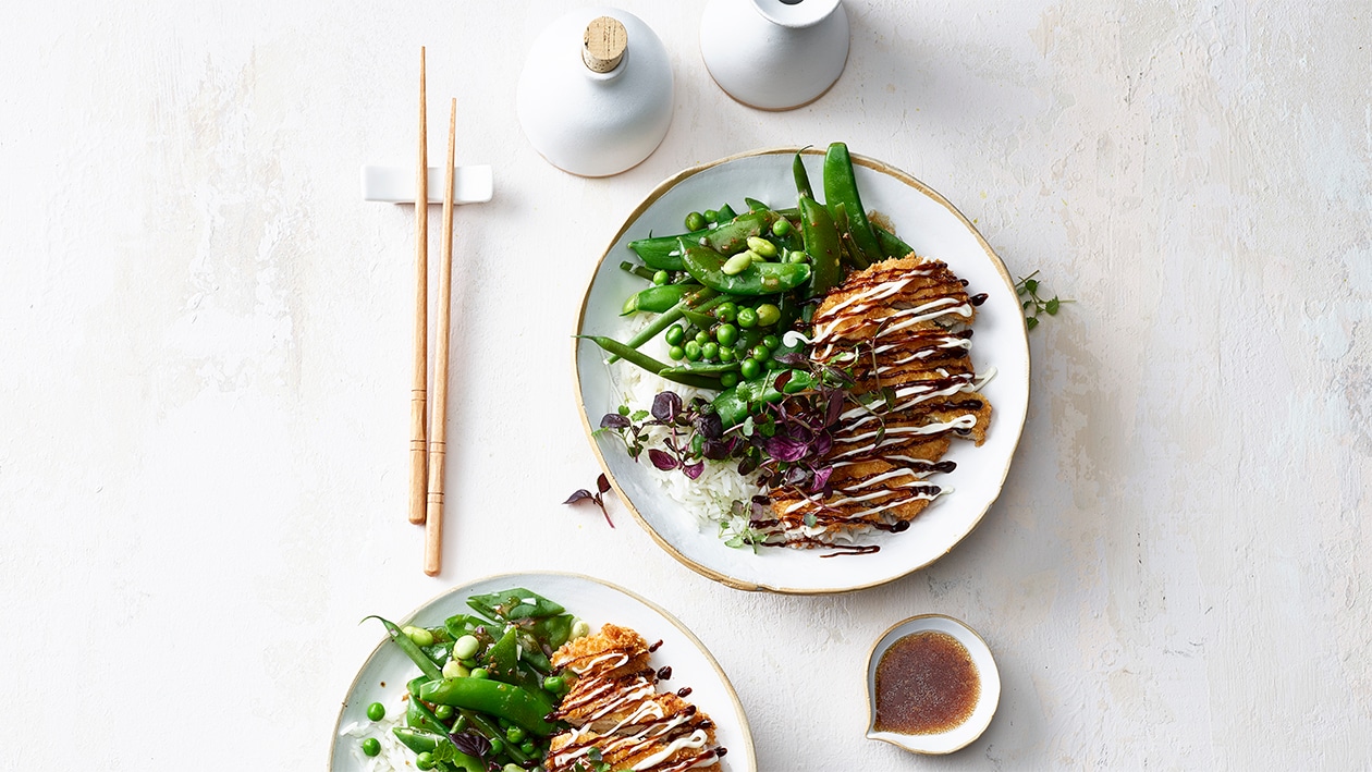 Poke bowl, escalope croustillante et salade de haricots –  