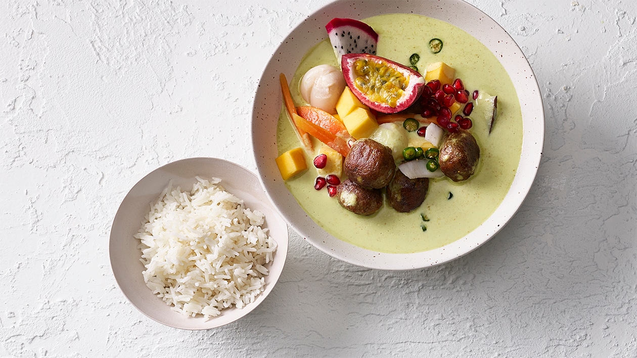Früchtecurry mit No Meatballs und Basmatireis –  