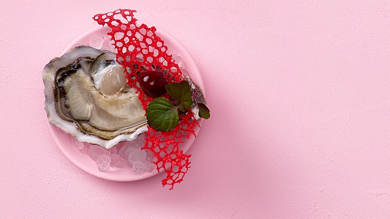 Huîtres aux pralines de griottes à l'eau de rose –  