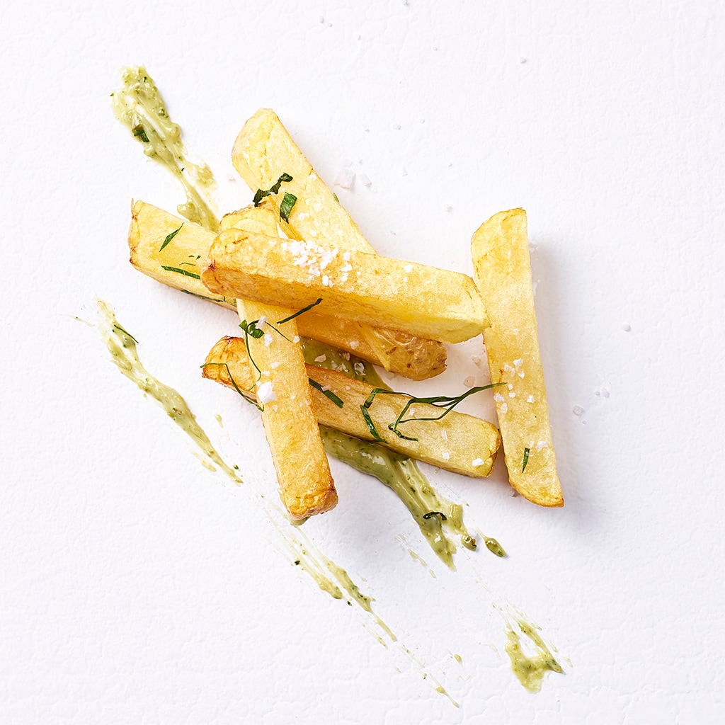 Pommes frites maison et mayonnaise au Gin et pesto