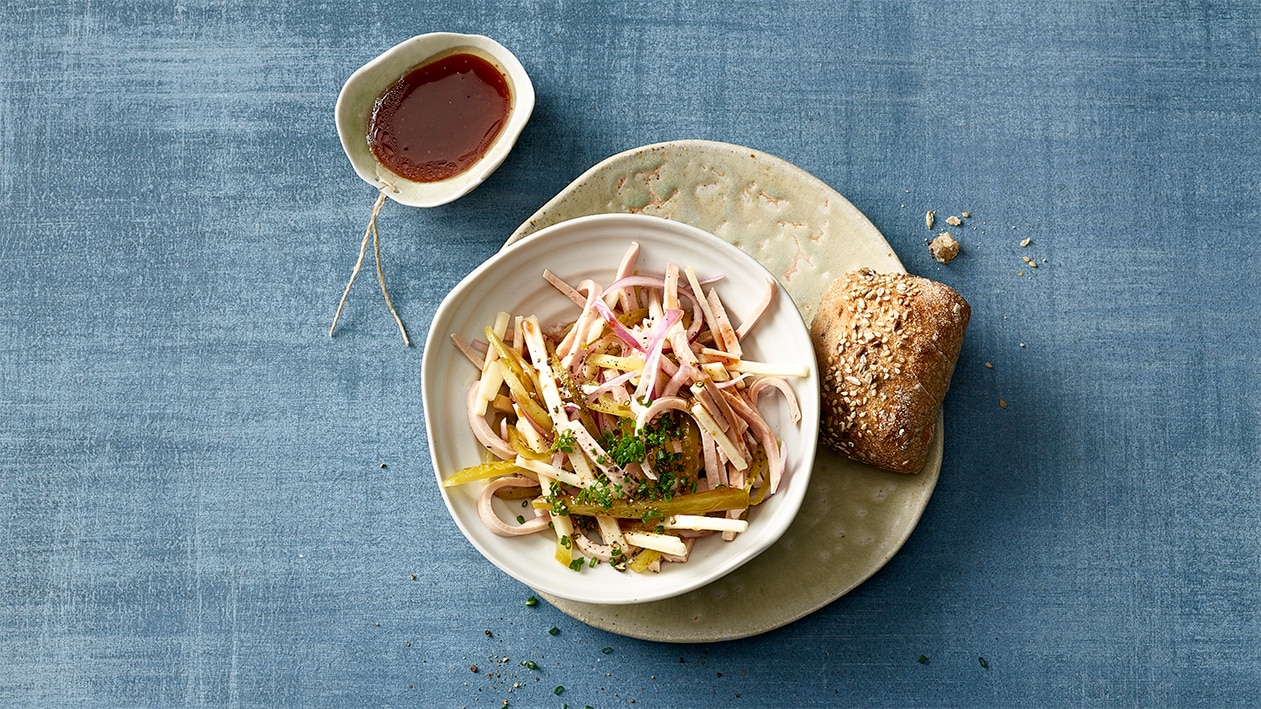 Wurst-Käsesalat –  
