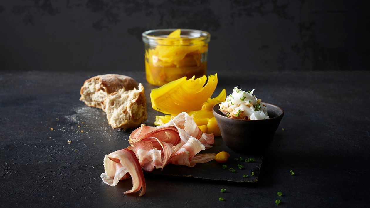 Chow-Chow mit Wildschweinspeck und Schweineschmalz –  