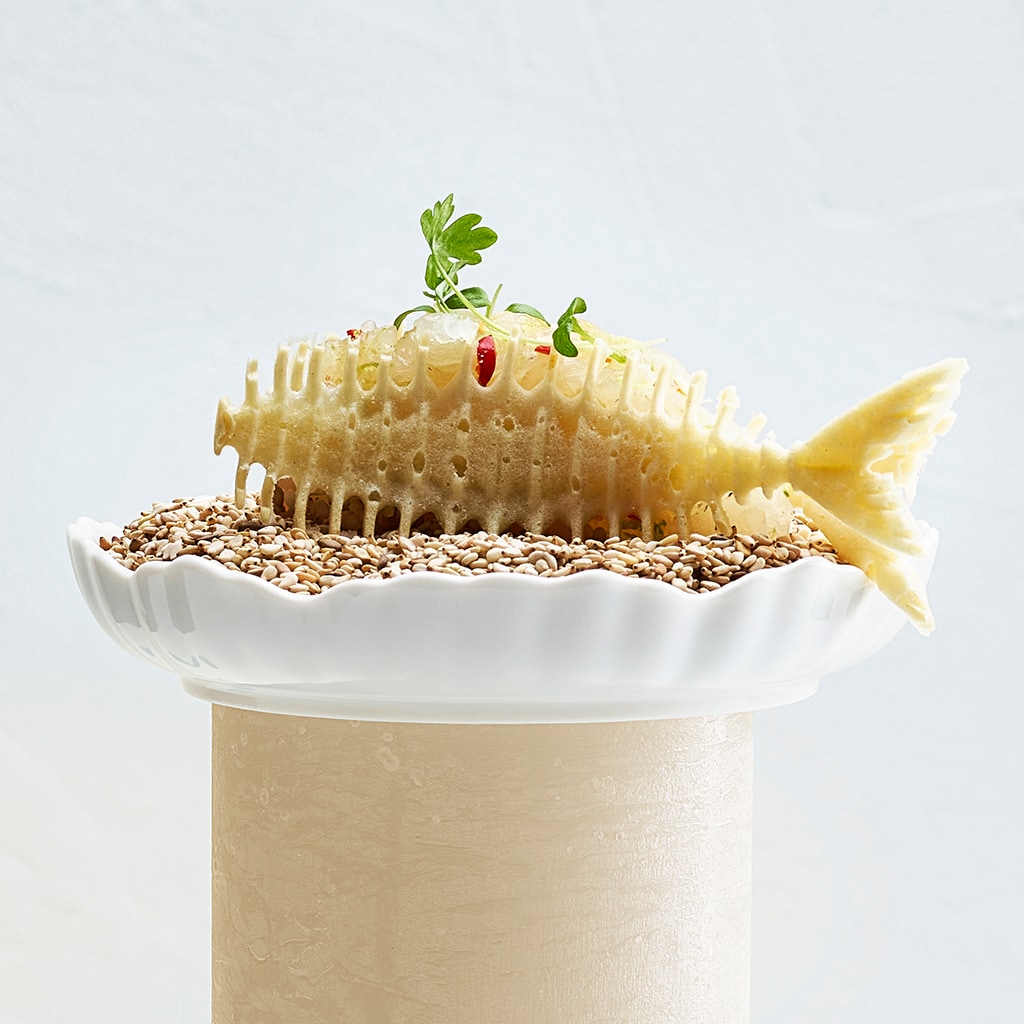 Tartare de sandre au gingembre et chili