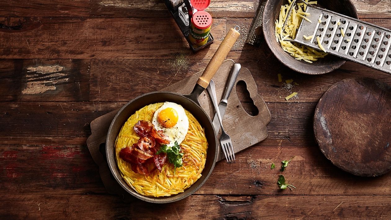 Rösti au lard fumé et oeuf au plat –  