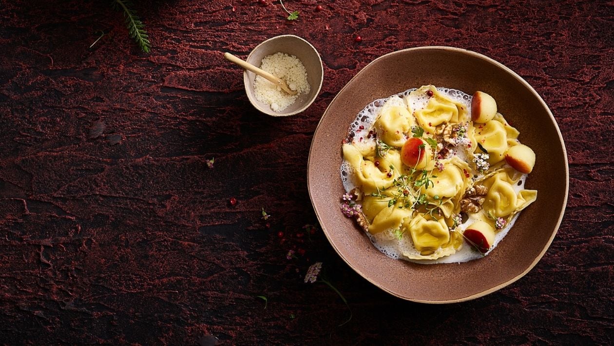 Tortellini ä la truffe et écume de vin blanc –  