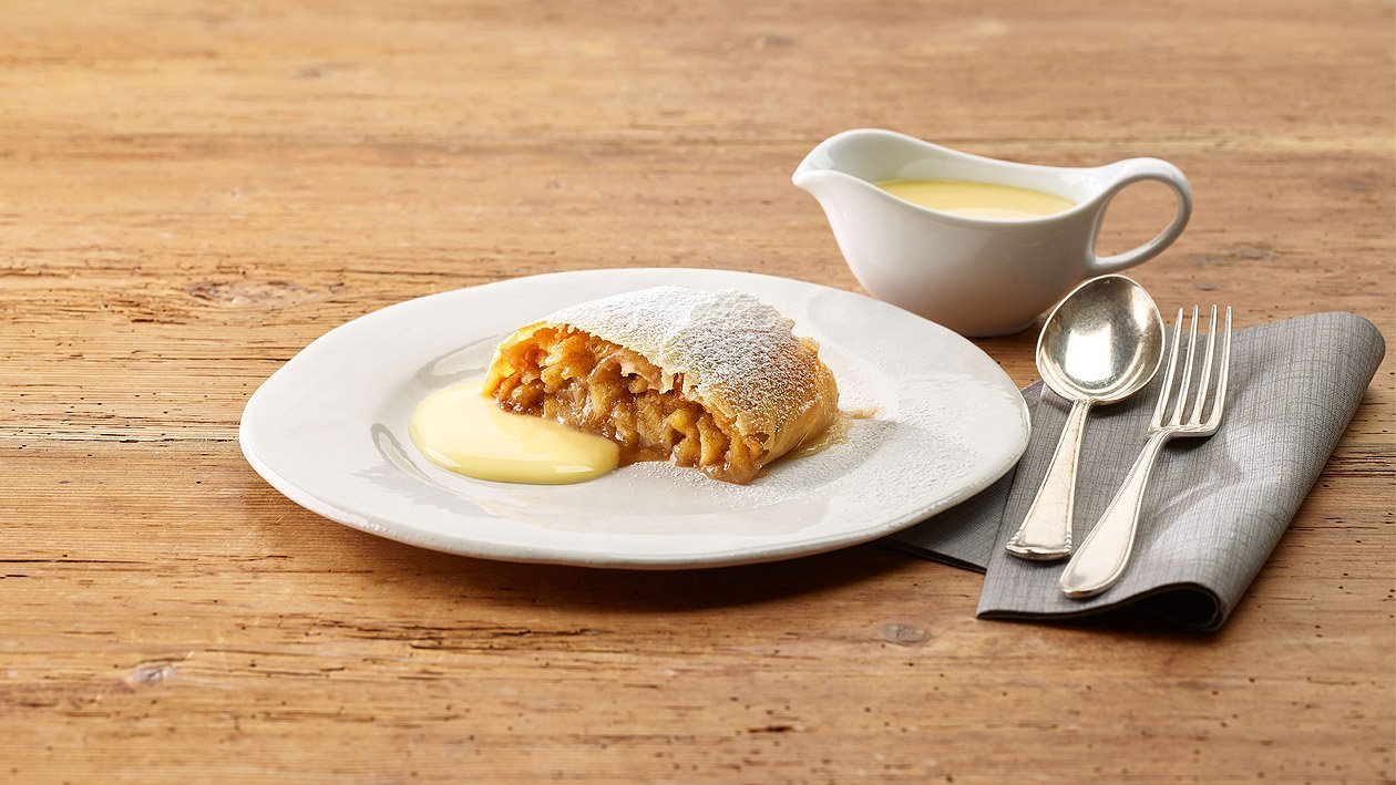 Strudel aux pommes et sauce vanille Strudel aux pommes et sauce vanille